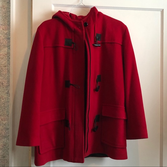 Women’s vintage pea coat with a hood. - Picture 2 of 3